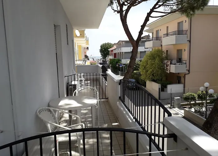 Hotel Lora